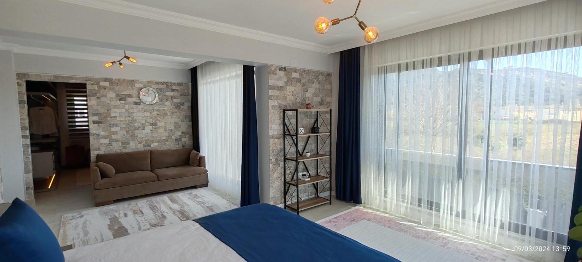 Kalinda Close To Airport *